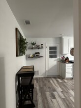 212 N Rowland Ave in Stephenville, TX - Building Photo - Building Photo