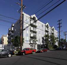 Beloit Apartments in Los Angeles, CA - Building Photo - Building Photo