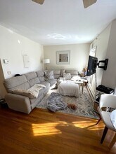 552 E 5th St in Boston, MA - Foto de edificio - Building Photo