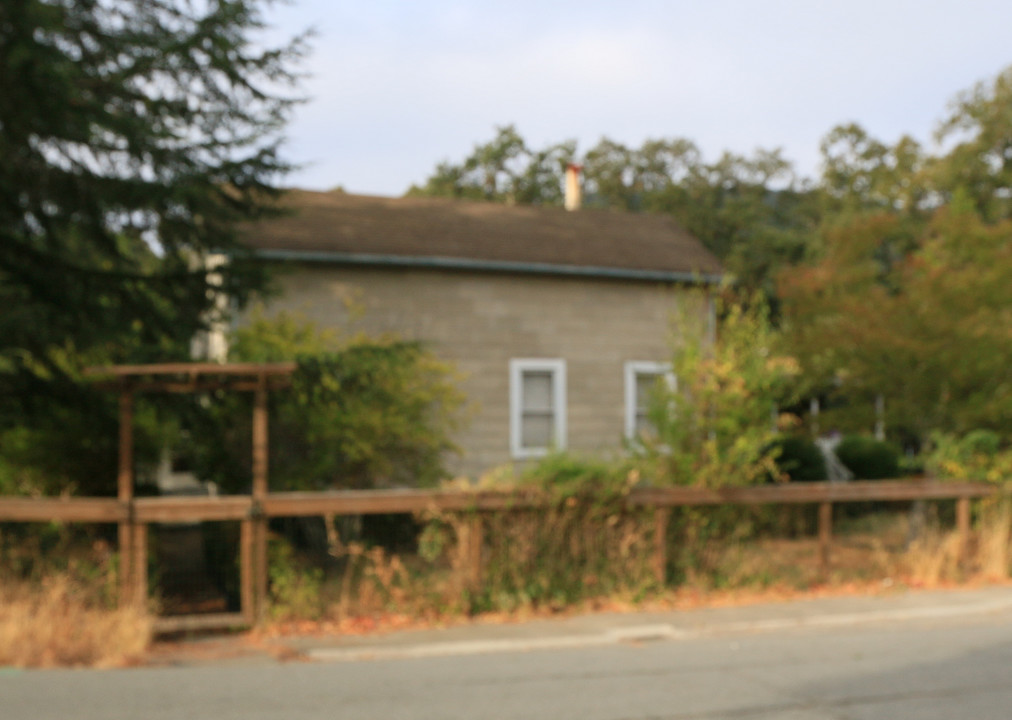 11 Olema Rd in Fairfax, CA - Building Photo