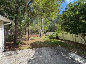 696 Hampton Downs Ct in Jacksonville, FL - Building Photo - Building Photo