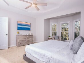 10315 Rougemont Ln in Charlotte, NC - Foto de edificio - Building Photo