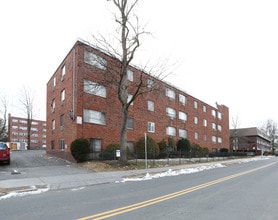 70 Gillett St in Hartford, CT - Building Photo - Building Photo