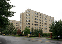 Wilshire Park Condominium in Washington, DC - Foto de edificio - Building Photo