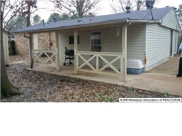 8016 Pinebrook Dr in Southaven, MS - Building Photo - Building Photo
