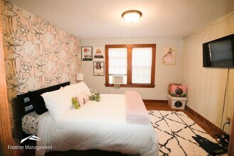 1843 Anderson in Manhattan, KS - Building Photo - Building Photo