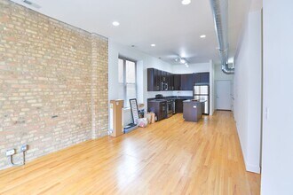 608 N Ada St in Chicago, IL - Building Photo - Building Photo