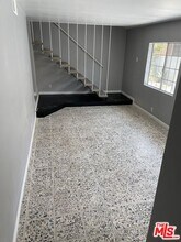 15013 Hartsook St in Los Angeles, CA - Building Photo - Building Photo