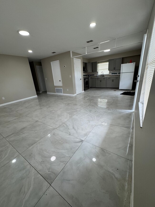 103 N Hart Blvd in Orlando, FL - Building Photo - Building Photo