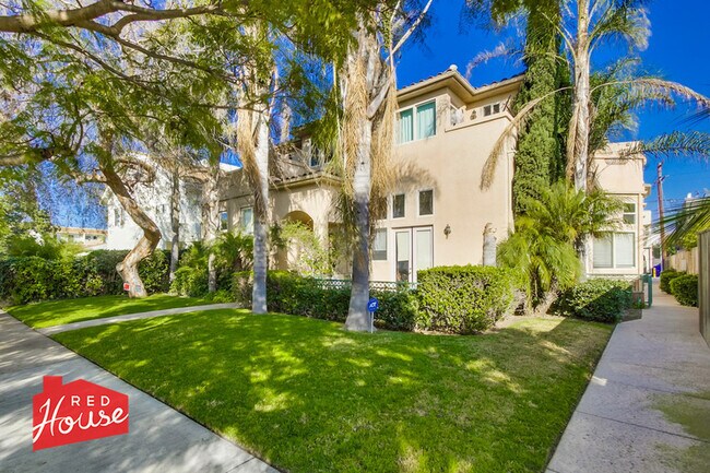 3967 Lamont St in San Diego, CA - Building Photo - Building Photo