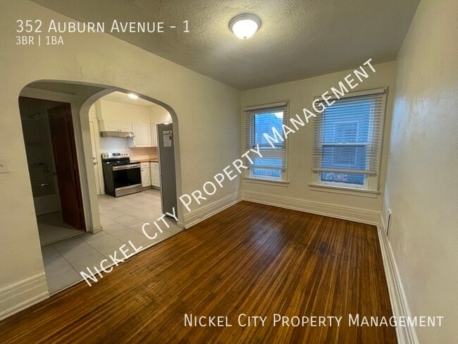 352 Auburn Ave