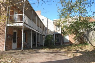 3 N East St in Carlisle, PA - Foto de edificio - Building Photo