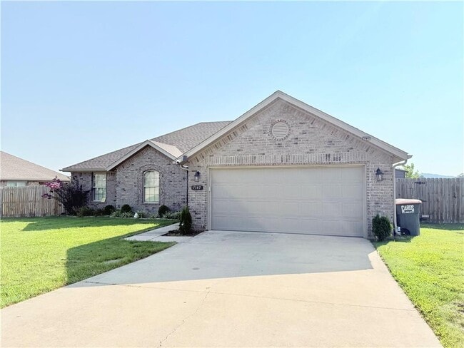 property at 1140 Willow Oak