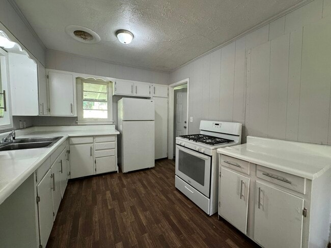 2646 Revere St in Jackson, MS - Building Photo - Building Photo
