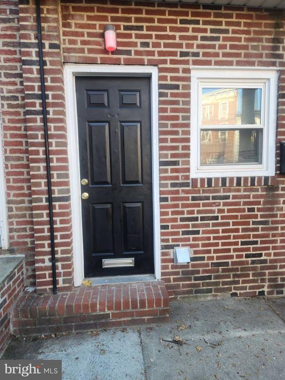 property at 1528 E Susquehanna Ave
