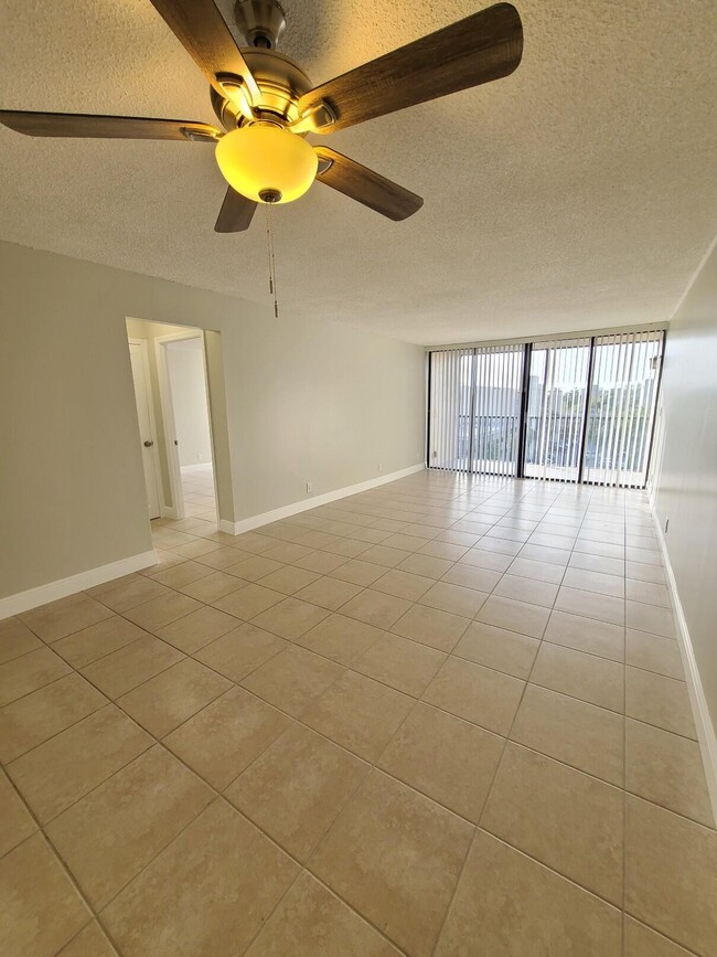 property at 4 Royal Palm Way