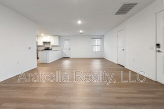 12006 Still Pass in San Antonio, TX - Building Photo - Building Photo