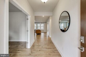 3897 Hillview Ct in Alexandria, VA - Building Photo - Building Photo