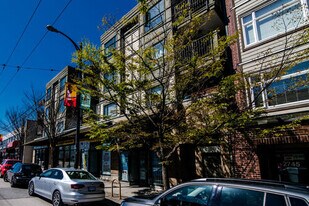 2741 Hastings St E in Vancouver, BC - Building Photo