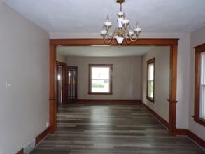 1 Howder St in Hillsdale, MI - Building Photo - Building Photo