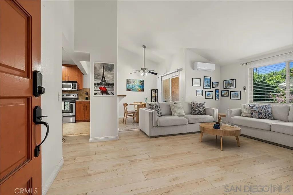 7003 Saranac St in San Diego, CA - Foto de edificio