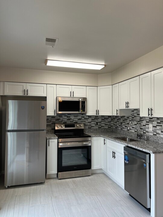 4622 Whitaker Pl in Woodbridge, VA - Building Photo