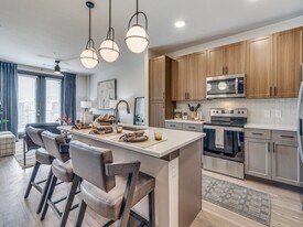 Lenox Cooper in Arlington, TX - Building Photo