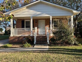 709 S Webb St in Selma, NC - Building Photo