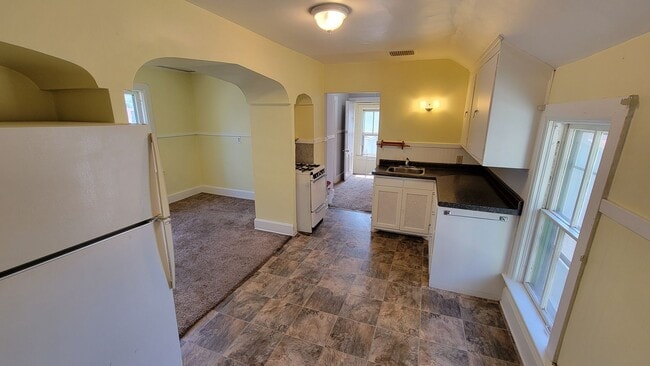 property at 713 McClellan St