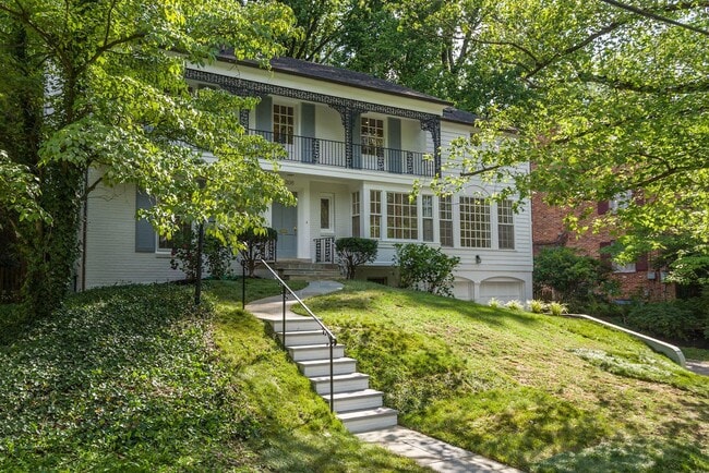 5308 Falmouth Rd in Bethesda, MD - Building Photo - Building Photo