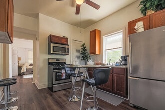 839 Dunlop Ave in Forest Park, IL - Building Photo - Building Photo