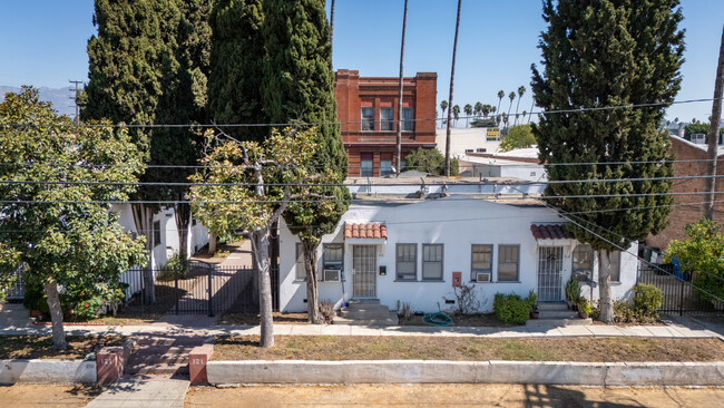 121 N Avenue 50 in Los Angeles, CA - Building Photo - Building Photo