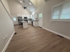 15 Glacier Path in Middleboro, MA - Building Photo - Building Photo