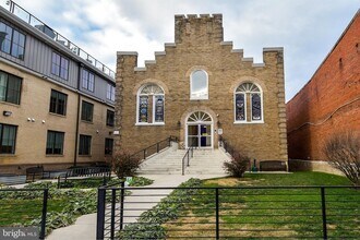 625 Park Rd NW, Unit 8 in Washington, DC - Building Photo - Building Photo