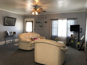 233 N 9th St in Haines City, FL - Foto de edificio - Building Photo