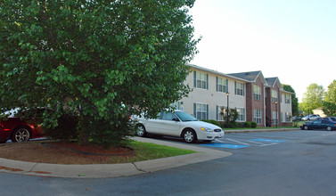 Northgate Apartments in Bryant, AR - Foto de edificio - Building Photo