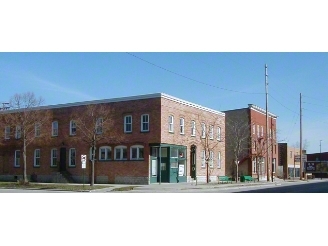 Hoffman House in Green Bay, WI - Foto de edificio - Building Photo