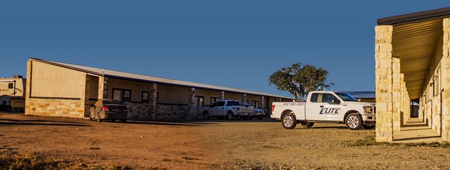 Elite Apartments and Trailer Park in Midland, TX - Building Photo - Other