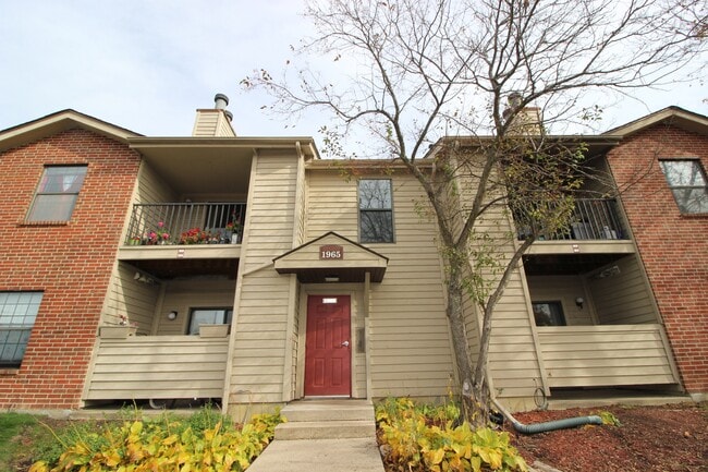 property at 1965 N Hicks Rd