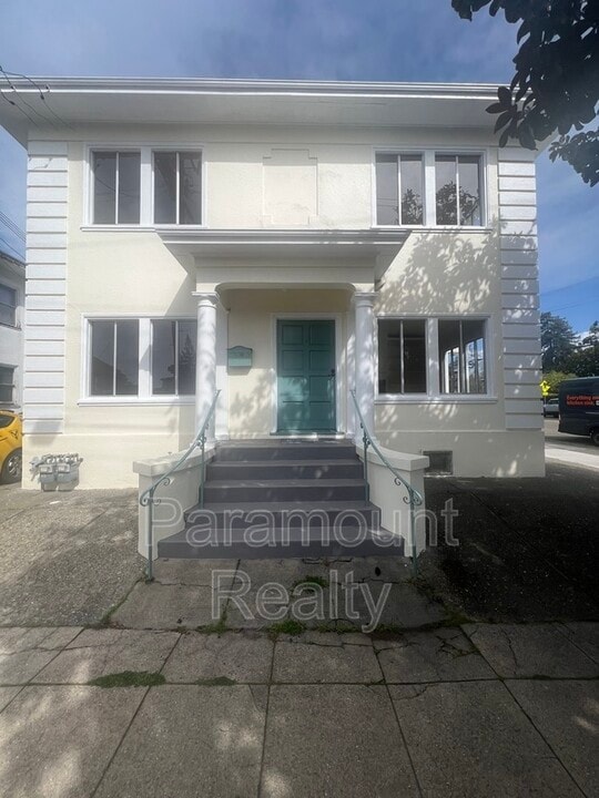 2937 Regent St in Berkeley, CA - Building Photo