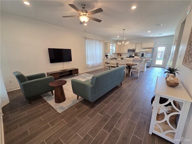 14025 Westcave Falls Ln in McAllen, TX - Building Photo - Building Photo