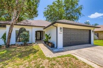 11325 Stormy Ridge Rd in Austin, TX - Building Photo - Building Photo