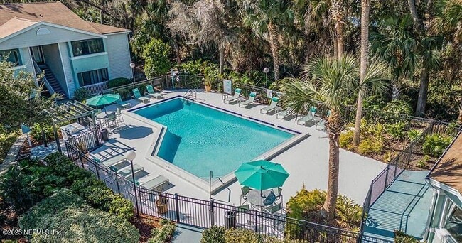 2768 Jimmy Buffett Mem Hwy in Jacksonville, FL - Building Photo - Building Photo