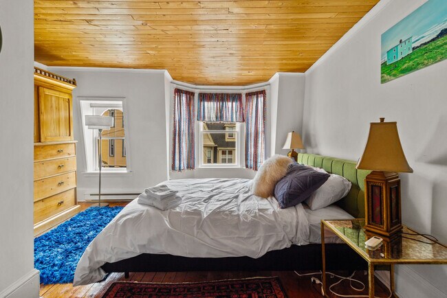 7 Victoria St in St John's, NL - Building Photo - Building Photo