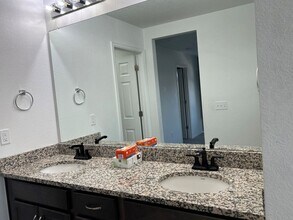 21175 E Tufts Ave in Aurora, CO - Building Photo - Building Photo