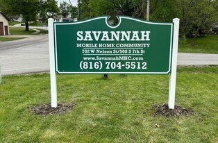 702 W Nelson St in Savannah, MO - Building Photo