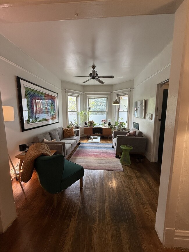 866 W Buckingham Pl in Chicago, IL - Building Photo - Building Photo