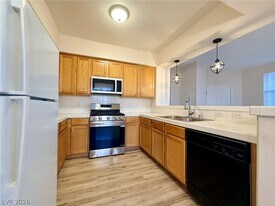 9901 Trailwood Dr in Las Vegas, NV - Building Photo