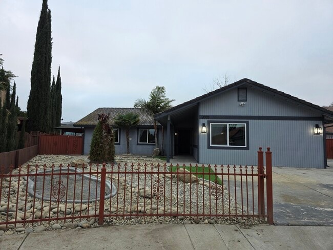 property at 1003 Walnutwood Ct