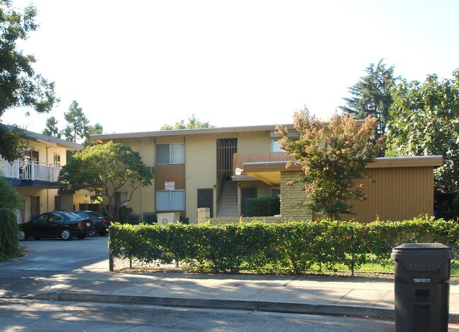 919 Ravenscourt Avenue in San Jose, CA - Building Photo - Building Photo